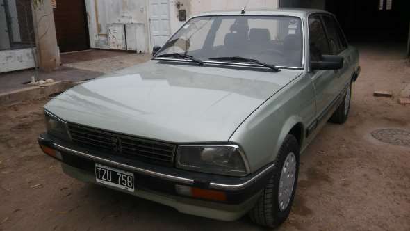 Peugeot 505