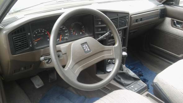 Peugeot 505