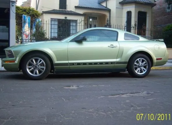 Ford Mustang 2005
