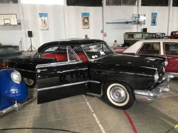 Lincoln  Capri