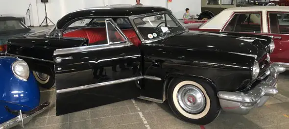 Lincoln  Capri