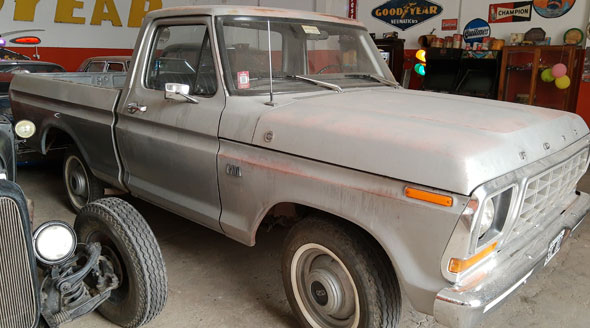 Ford  F100