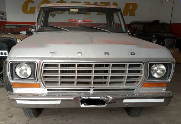 Ford  F100