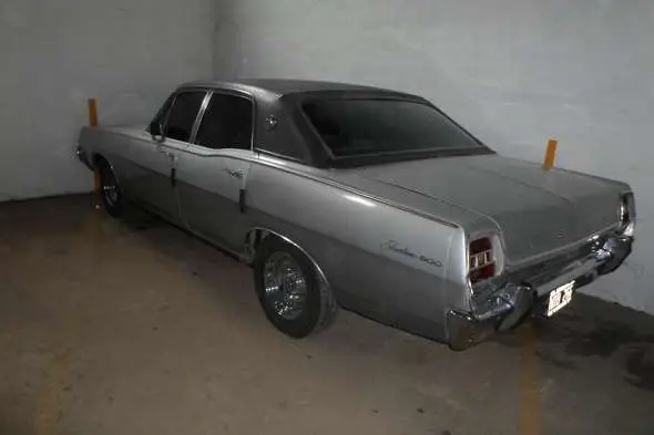 Ford Fairlane 500