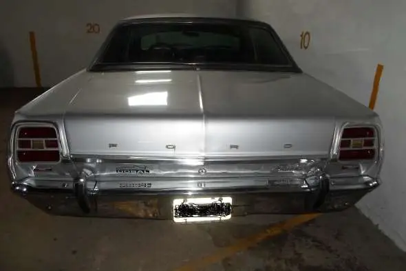 Ford Fairlane 500