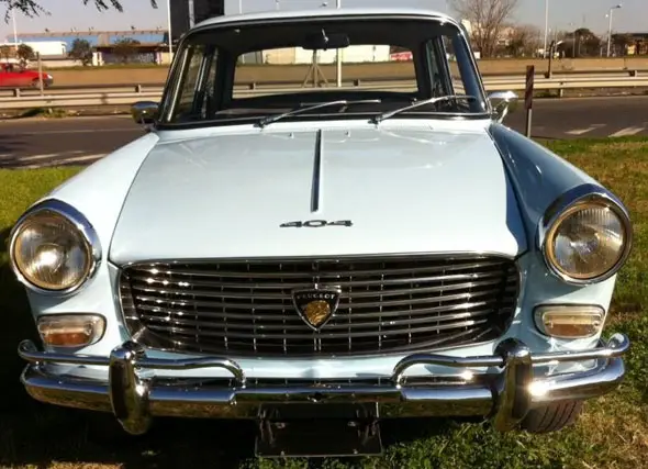 Peugeot 404