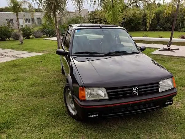 Peugeot 205 GTI