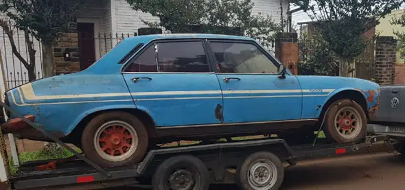 Peugeot 504 TN 2000