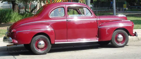 Ford Coupé 1947 De Luxe