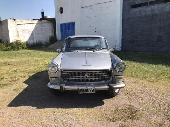 Peugeot  404