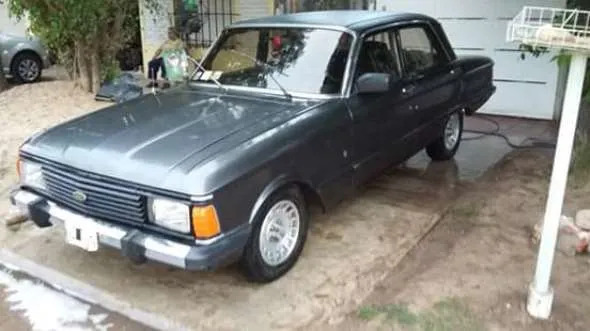 Ford Falcon Ghia 1983