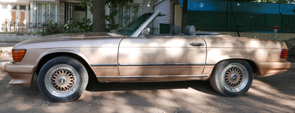 Mercedes Benz 350 SL