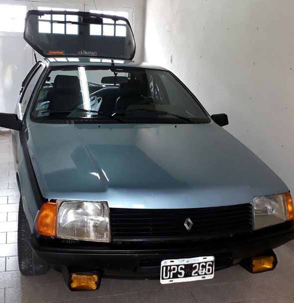Renault Coupé Fuego