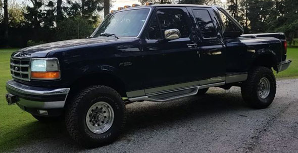 Ford F150 XLT Deluxe 4x4 AT