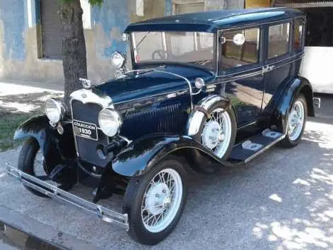 Ford A 1930 Sedán Town