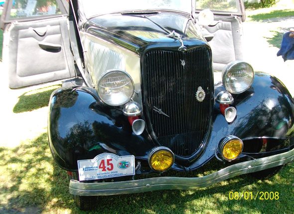 Ford 1934 Coupé Convertible