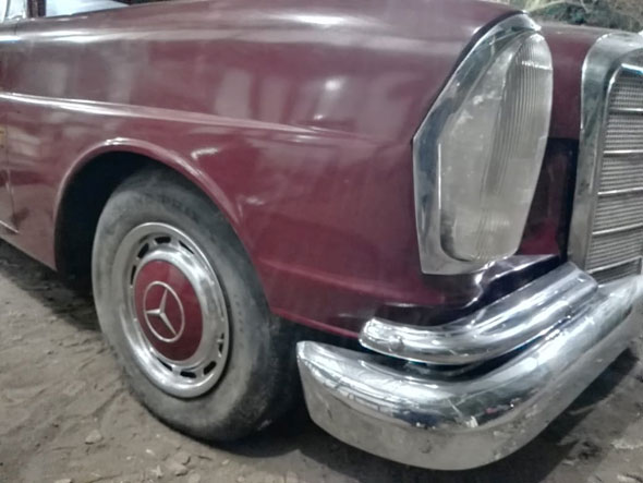 Mercedes Benz 220 S