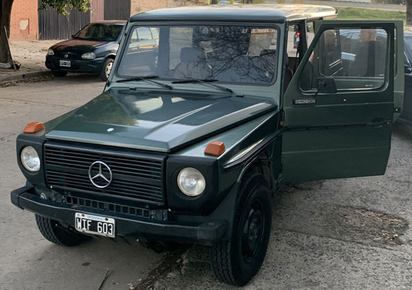 Mercedes Benz GD300