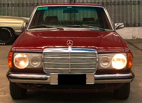 Mercedes Benz 230E