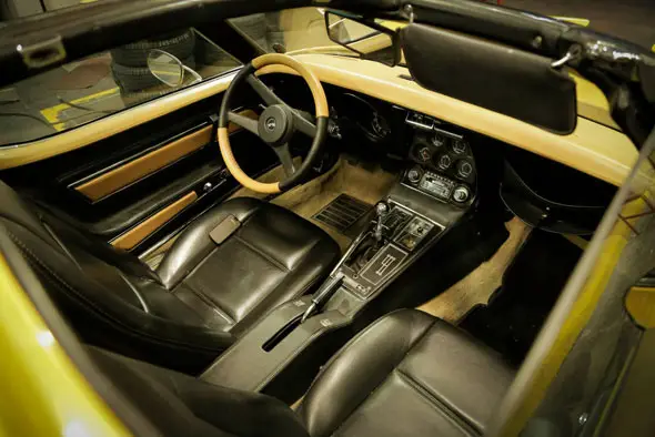 Chevrolet  Corvette