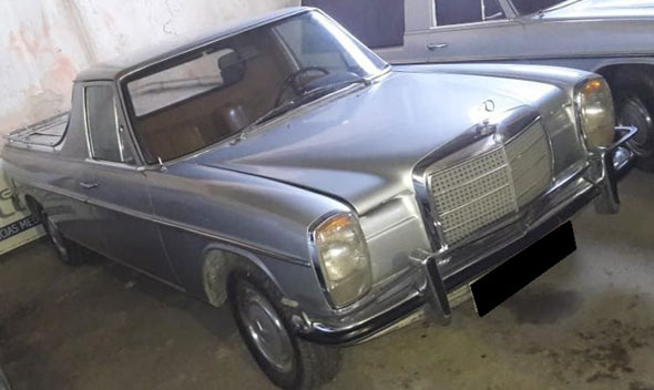 Mercedes Benz 230 Fúnebre