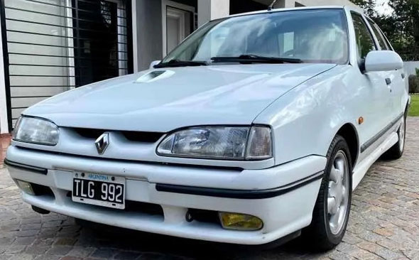 Renault 19 1.8 16V