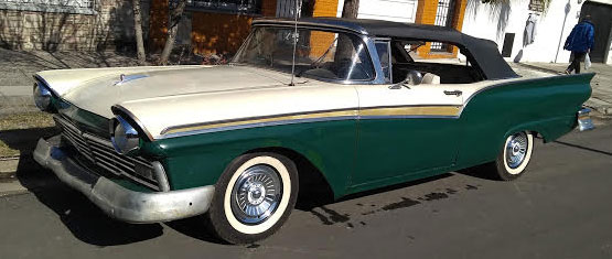 Ford Fairlane 1957