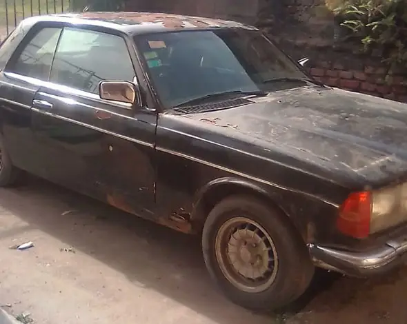 Mercedes Bez  1980