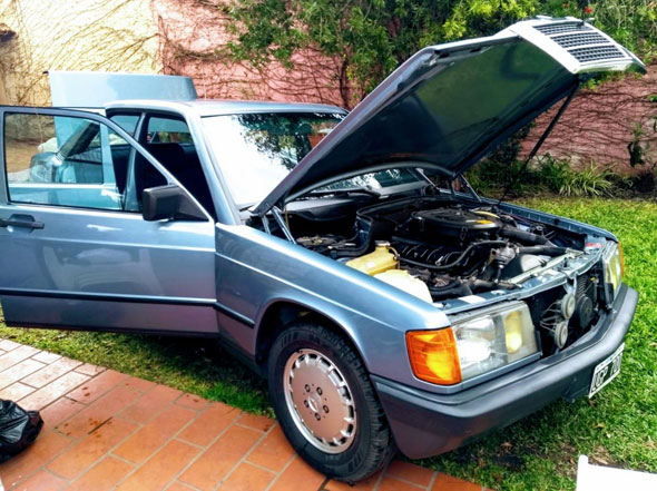 Mercedes Benz 190E