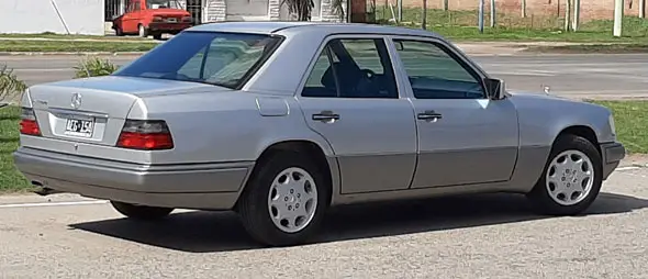 Mercedes Benz E 200