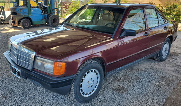 Mercedes Benz 190D