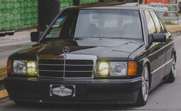 Mercedes Benz  190E