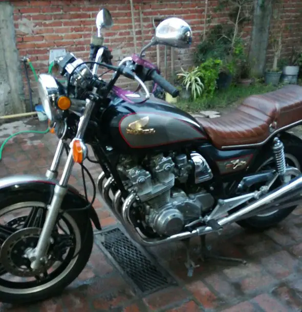 Honda  Custom 750 1981