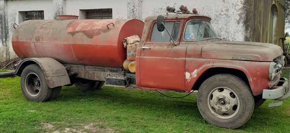 Ford F600