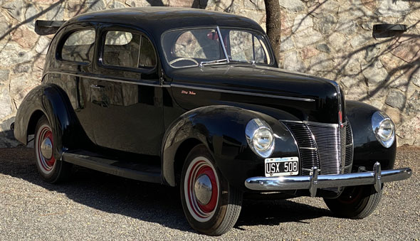 Ford Deluxe Tudor 1940