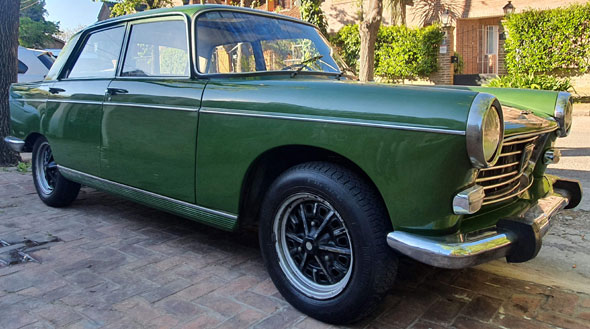 Peugeot 404