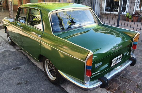 Peugeot 404