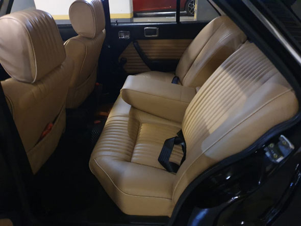 Peugeot  504
