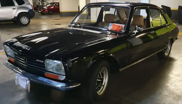 Peugeot  504