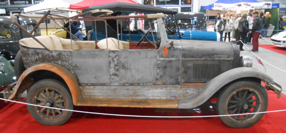 Flint B-40 Touring