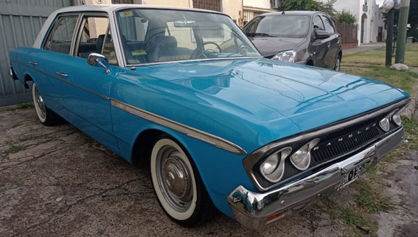 Rambler Classic 660