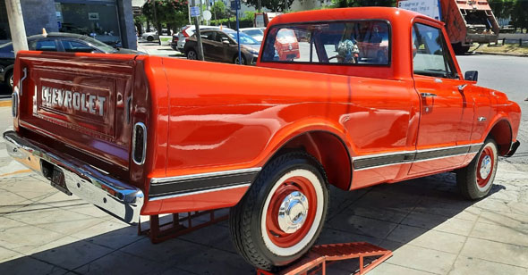 Chevrolet  C10
