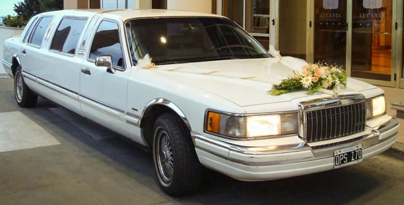 Lincoln Town Car Limousine