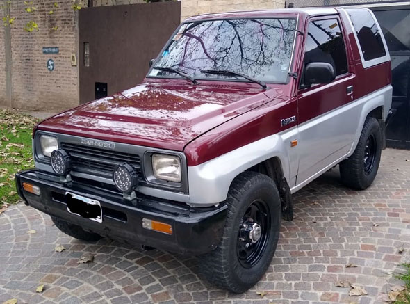 Daihatzu Feroza