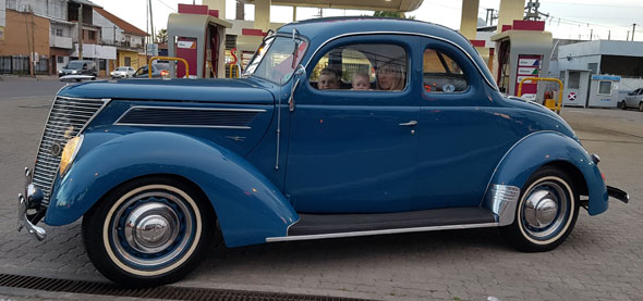 Ford 1937