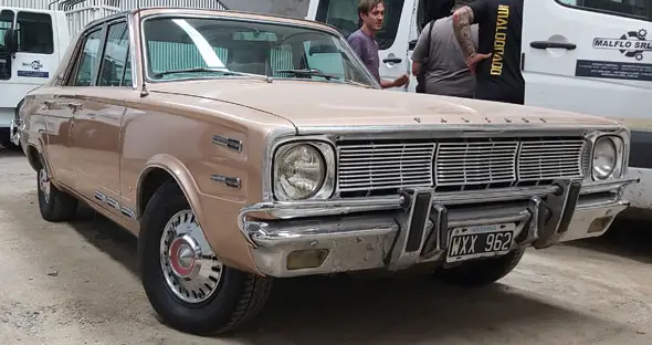 Dodge Valiant Iv