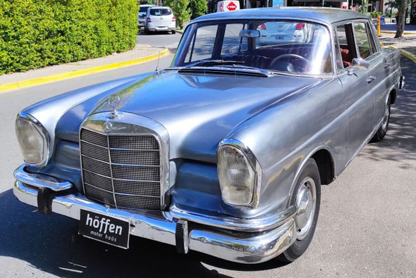 Mercerdes Benz 220S