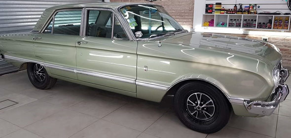 Ford  Falcon