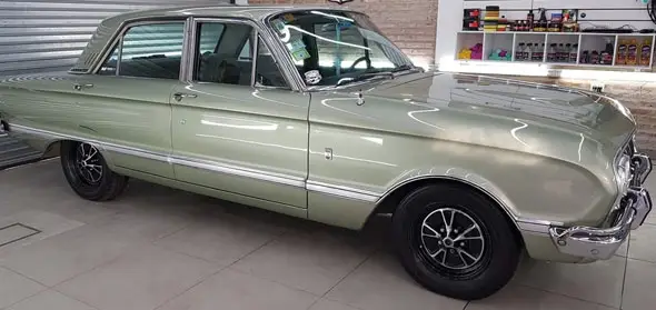 Ford  Falcon
