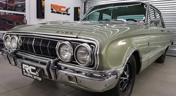 Ford  Falcon